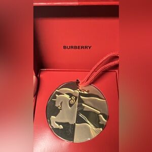 🌟Burberry Gold Medallion/Ornament with Red Cord